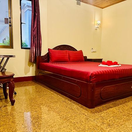 Savet Hostel Stoeng Treng 外观 照片